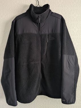 L.L. Bean Men’s Black Zip-Up Sherpa Fleece Sweater